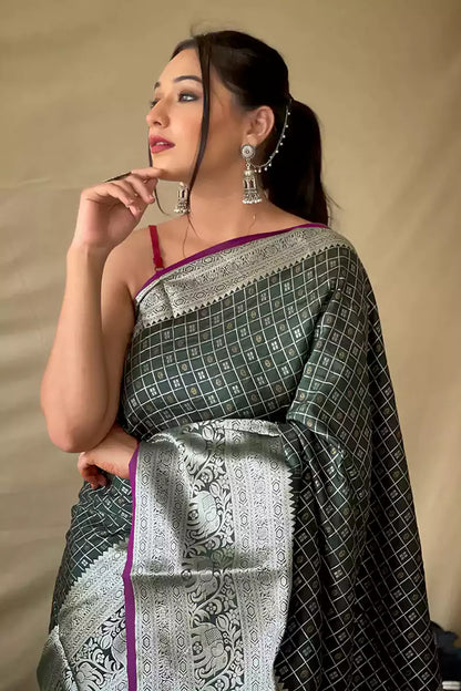 Green Soft Lichi Silk Saree With Weaving Work