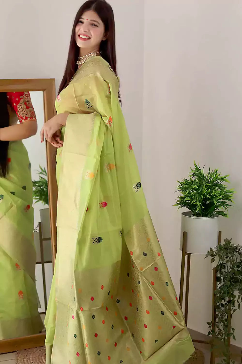 Pista Green Organza Saree With Zari Weaving